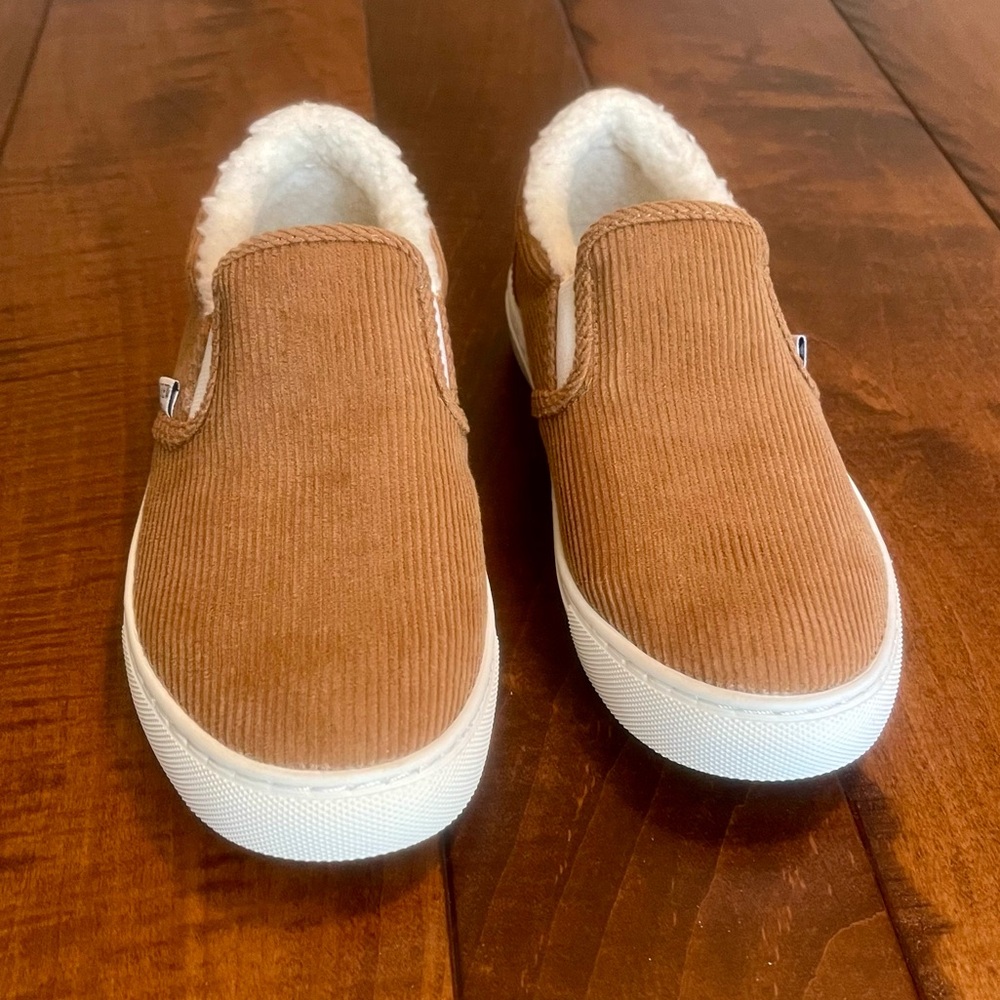 NWOT J. Crew Factory Corduroy Slip-On Sneakers with Sherpa Lining - Picture 3 of 8